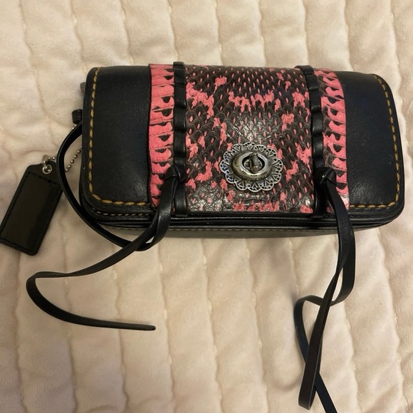 Coach 1941 dinkier whipstitch snakeskin crossbody purse - Picture 4 of 4